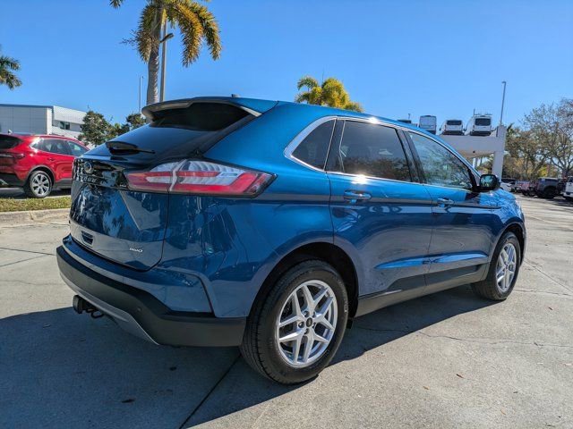 Certified 2024 Ford Edge SEL w/ Convenience Package image 4