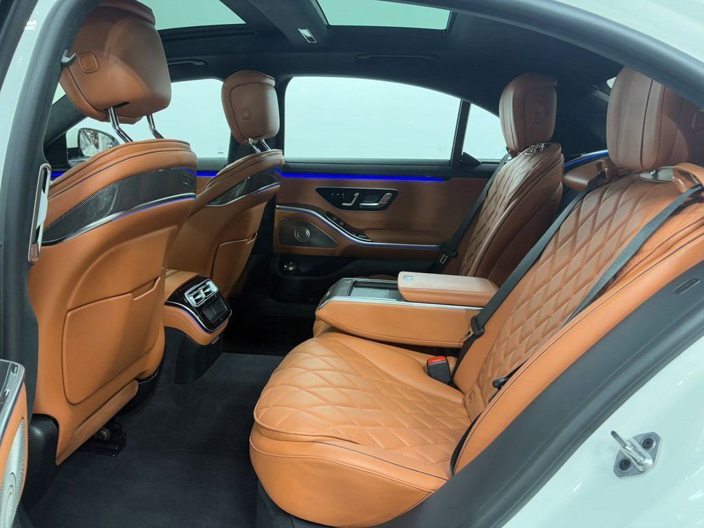 Certified 2023 Mercedes-Benz S 580e 4MATIC Sedan w/ AMG Line image 28