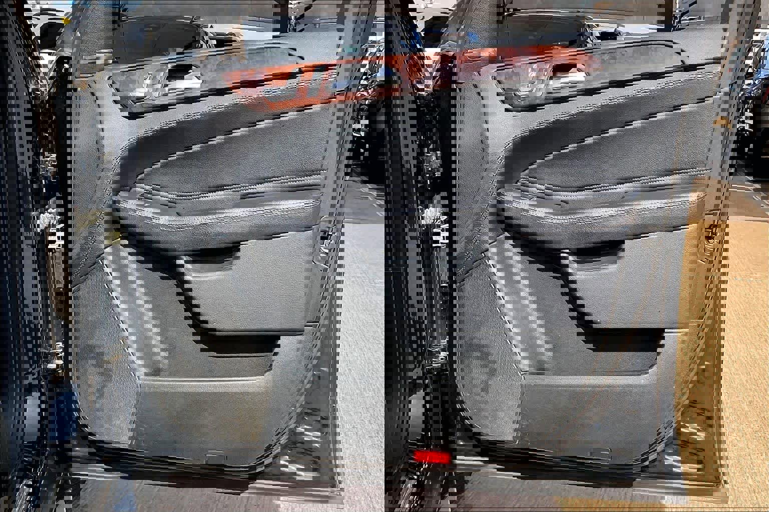 Used 2016 Mercedes-Benz GLE 400 4MATIC image 23