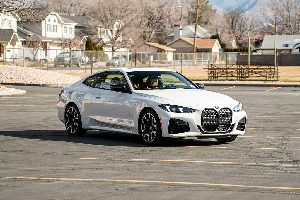 Certified 2025 BMW 430i xDrive Coupe w/ M Sport Package image 3