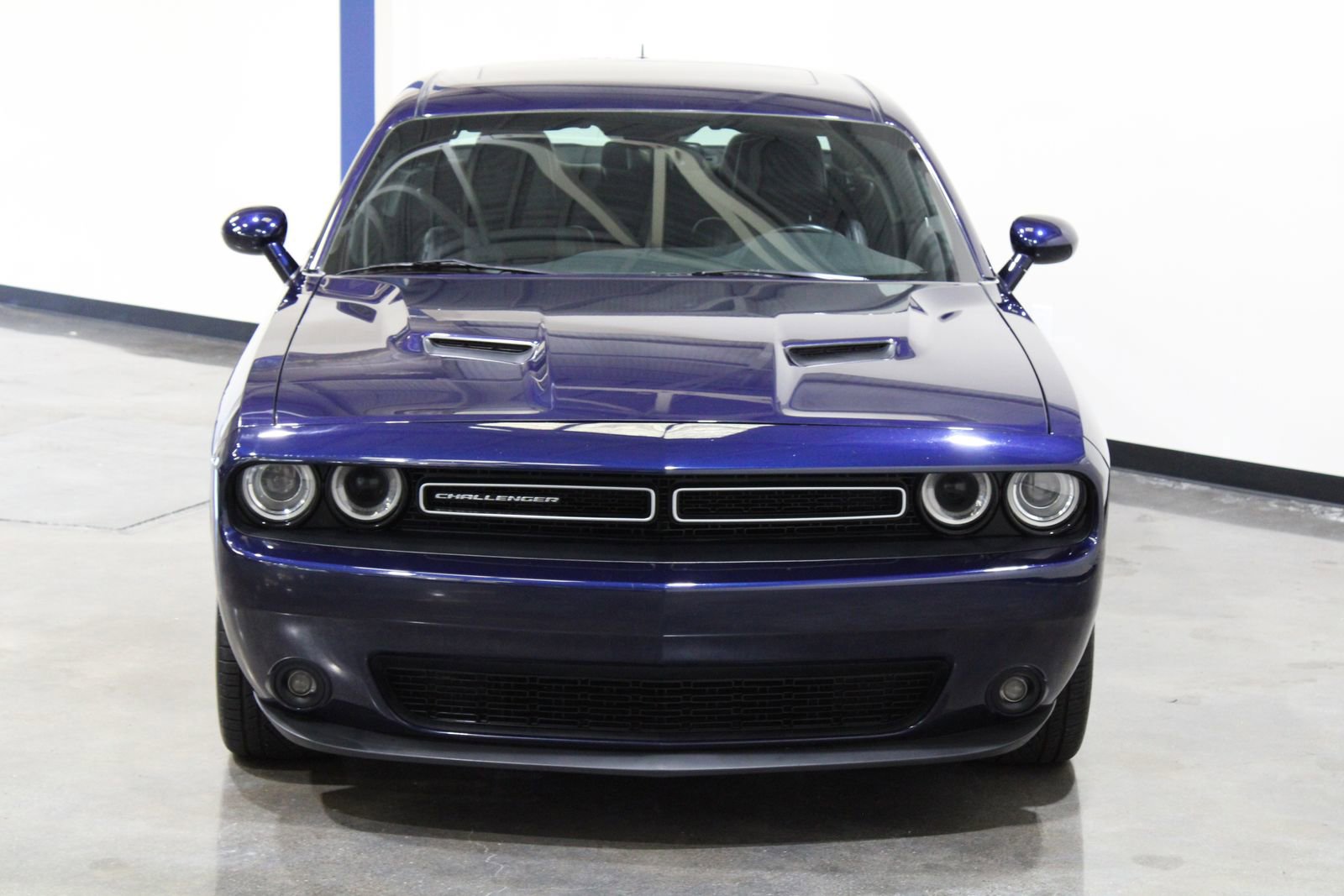 Used 2016 Dodge Challenger SXT Plus image 7