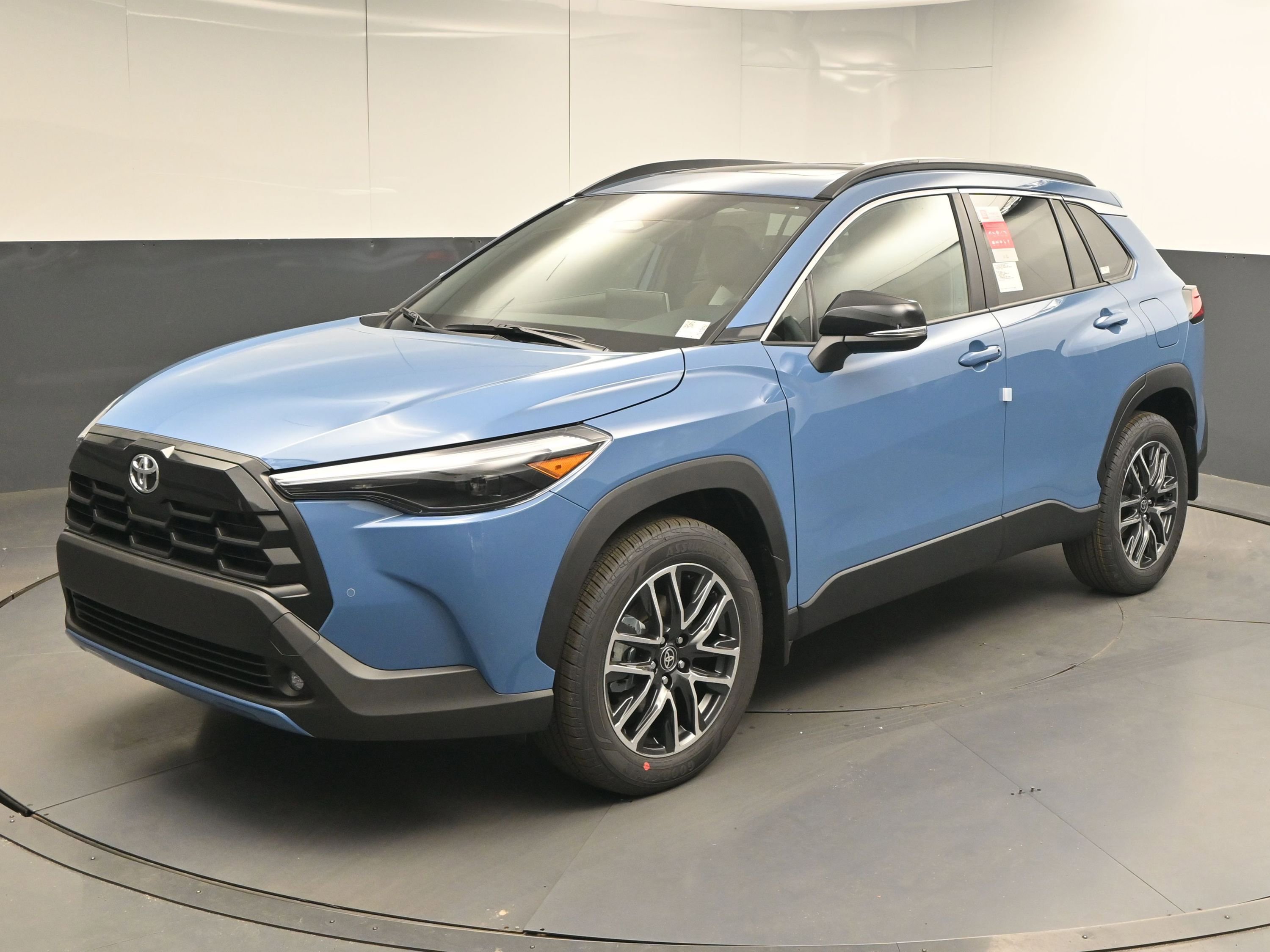 New 2026 Toyota Corolla Cross XLE image 4