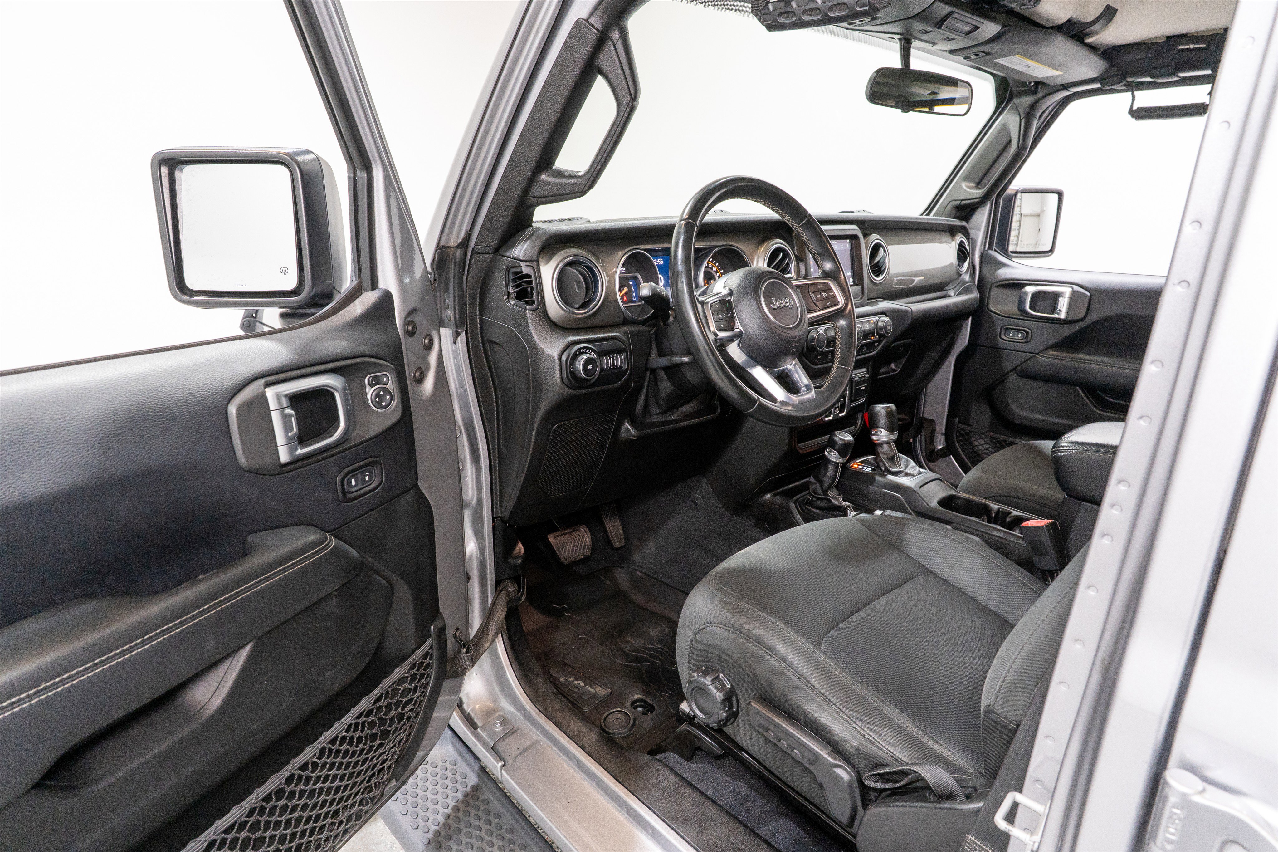 Used 2019 Jeep Wrangler Unlimited Sahara w/ LED Lighting Group image 12