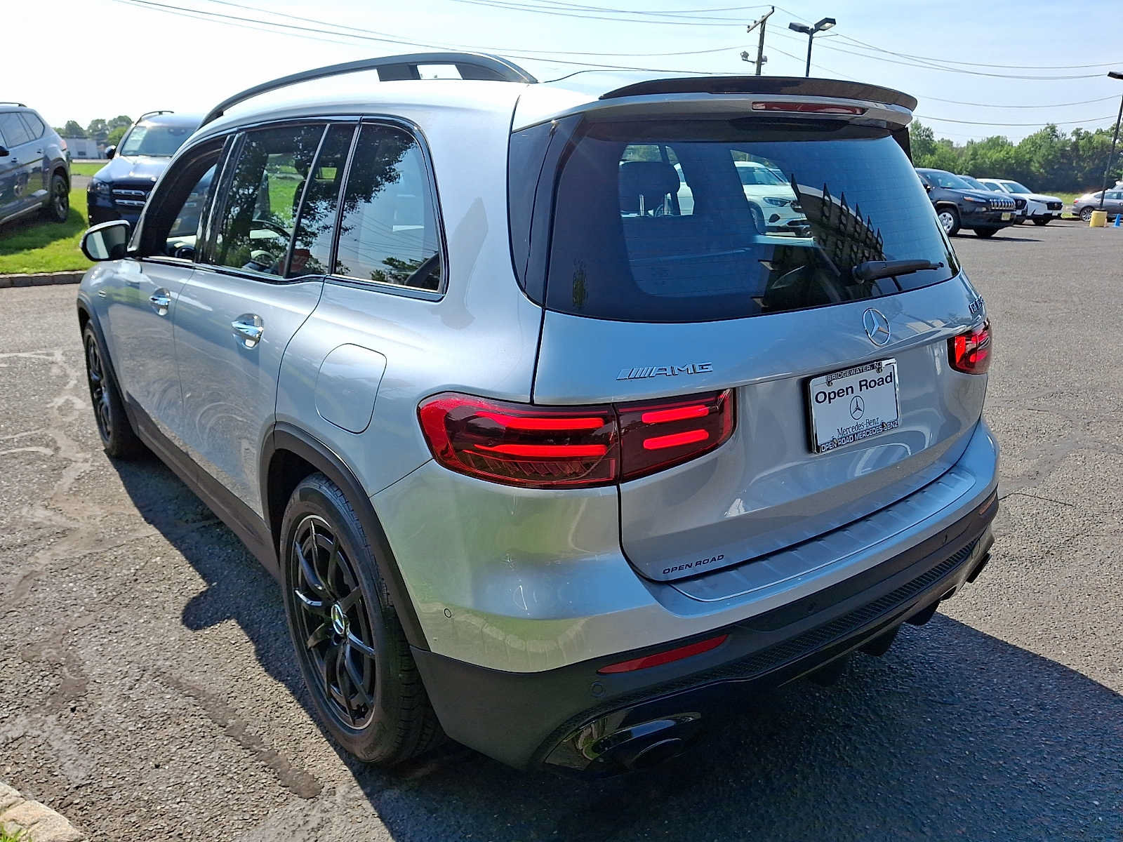Used 2026 Mercedes-Benz GLB 35 AMG 4MATIC image 4