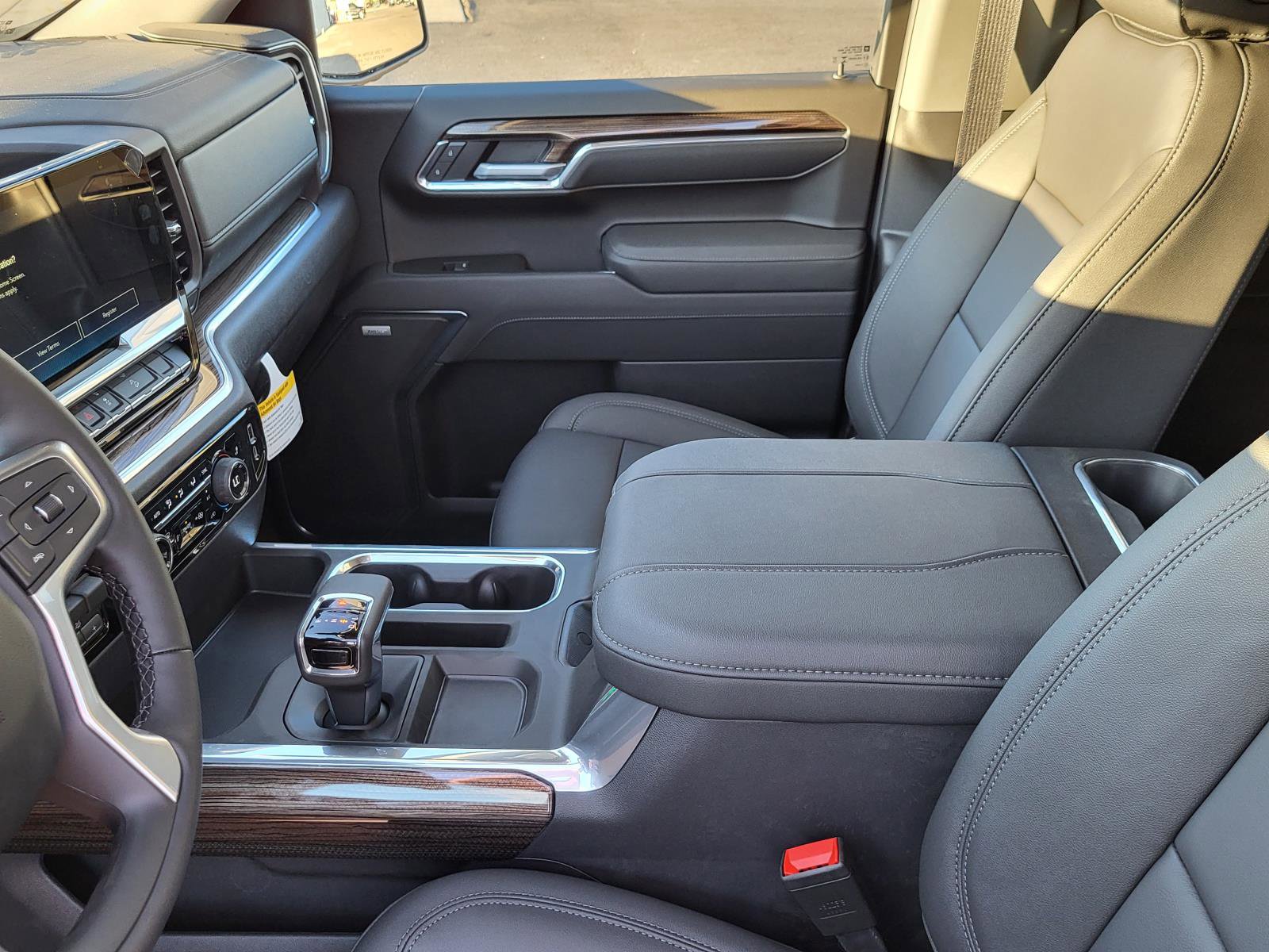 New 2026 Chevrolet Silverado 1500 LT Trail Boss w/ LT Trail Boss Premium Package AWD/4WD image 18