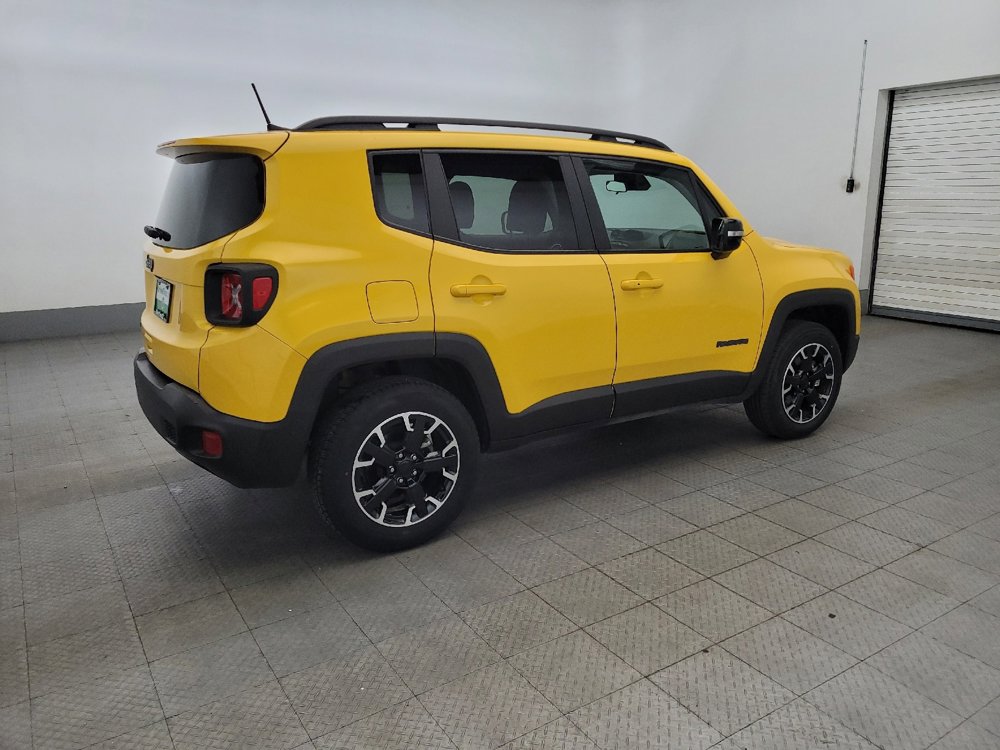 Used 2023 Jeep Renegade Latitude image 10