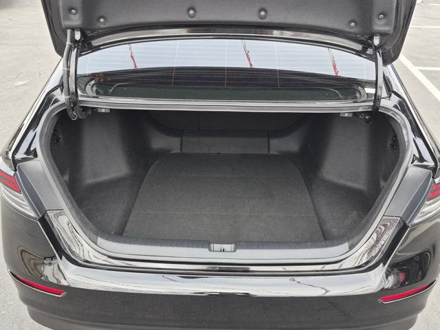 Used 2025 Honda Accord Sport image 10