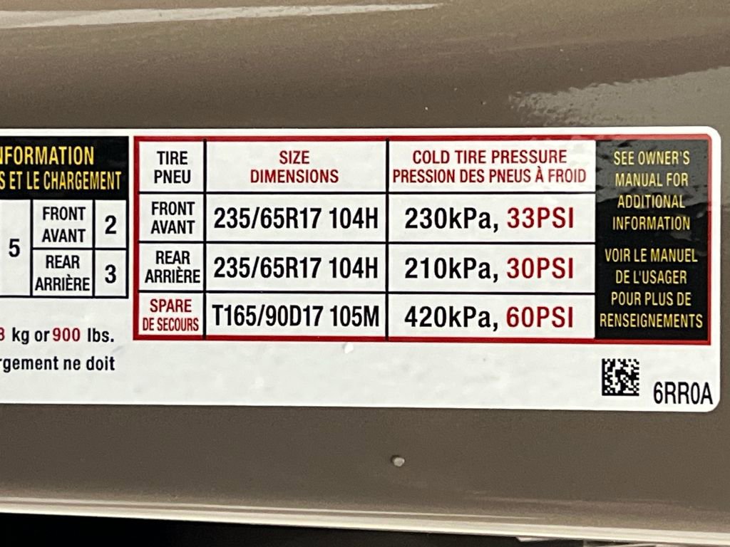 Used 2025 Nissan Rogue SV image 67