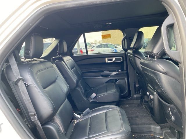 Used 2020 Ford Explorer XLT w/ Equipment Group 202A image 9