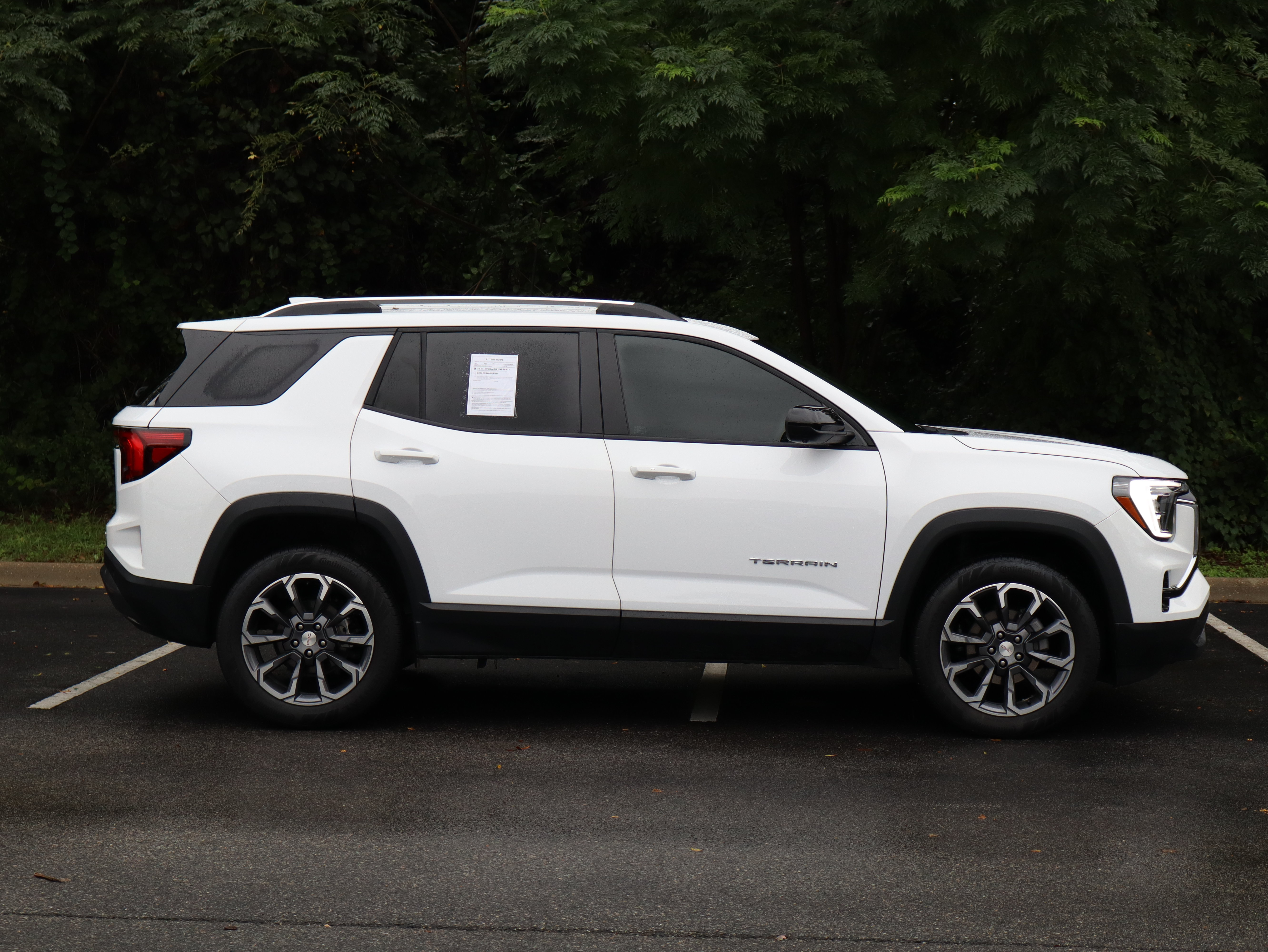 New 2026 GMC Terrain Elevation w/ Elevation Premium Package AWD/4WD image 11