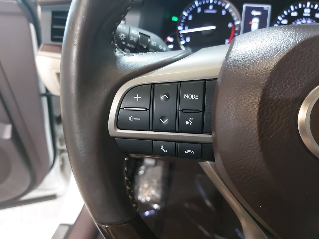 Used 2016 Lexus ES 350 w/ Premium Package w/Wood Trim FWD image 18