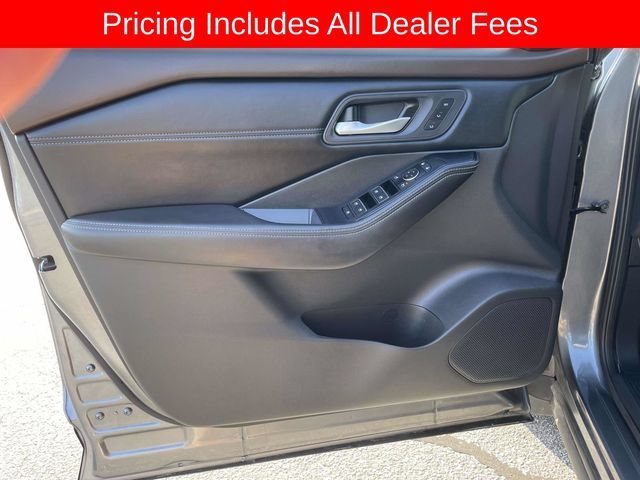 Used 2023 Nissan Rogue SL AWD/4WD image 19