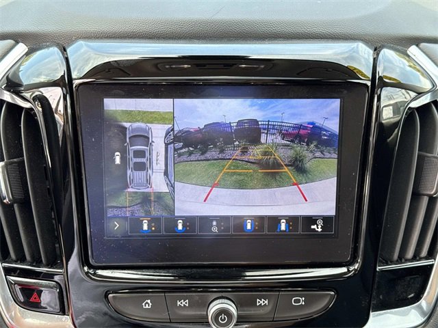 Used 2021 Chevrolet Traverse LT w/ LT Premium Package image 26