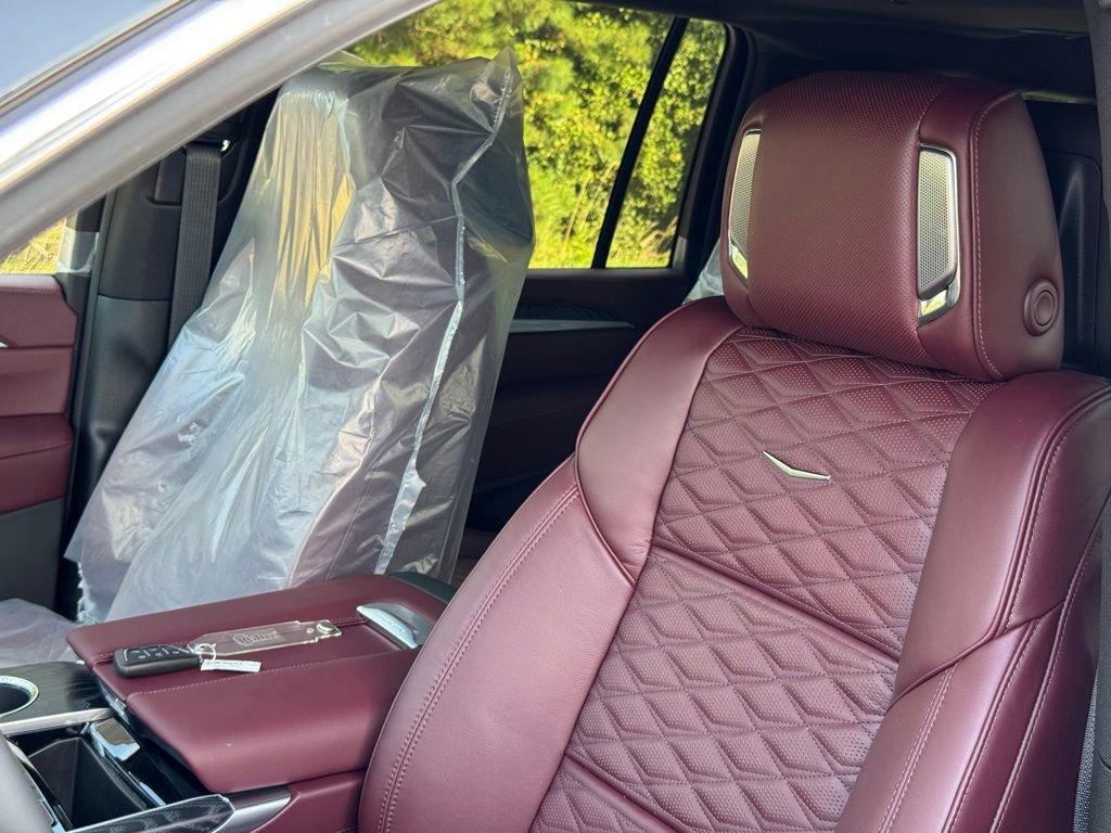 New 2026 Cadillac Escalade ESV Luxury w/ Touring Package image 15