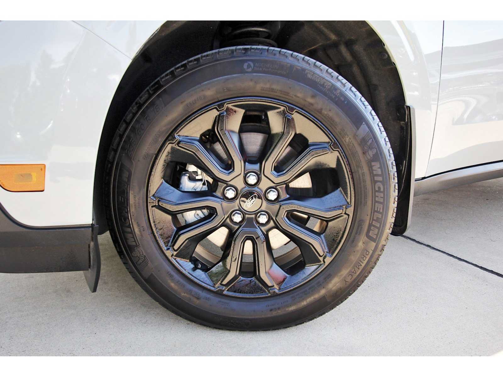 Used 2024 Ford Maverick Lariat w/ Black Appearance Package FWD image 30