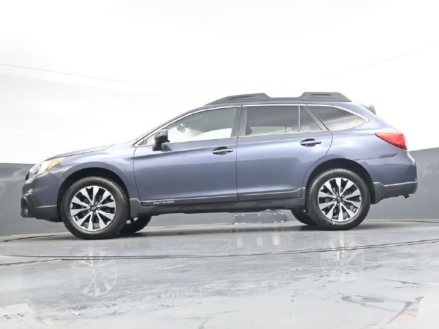 Used 2016 Subaru Outback 2.5i Limited AWD/4WD image 35