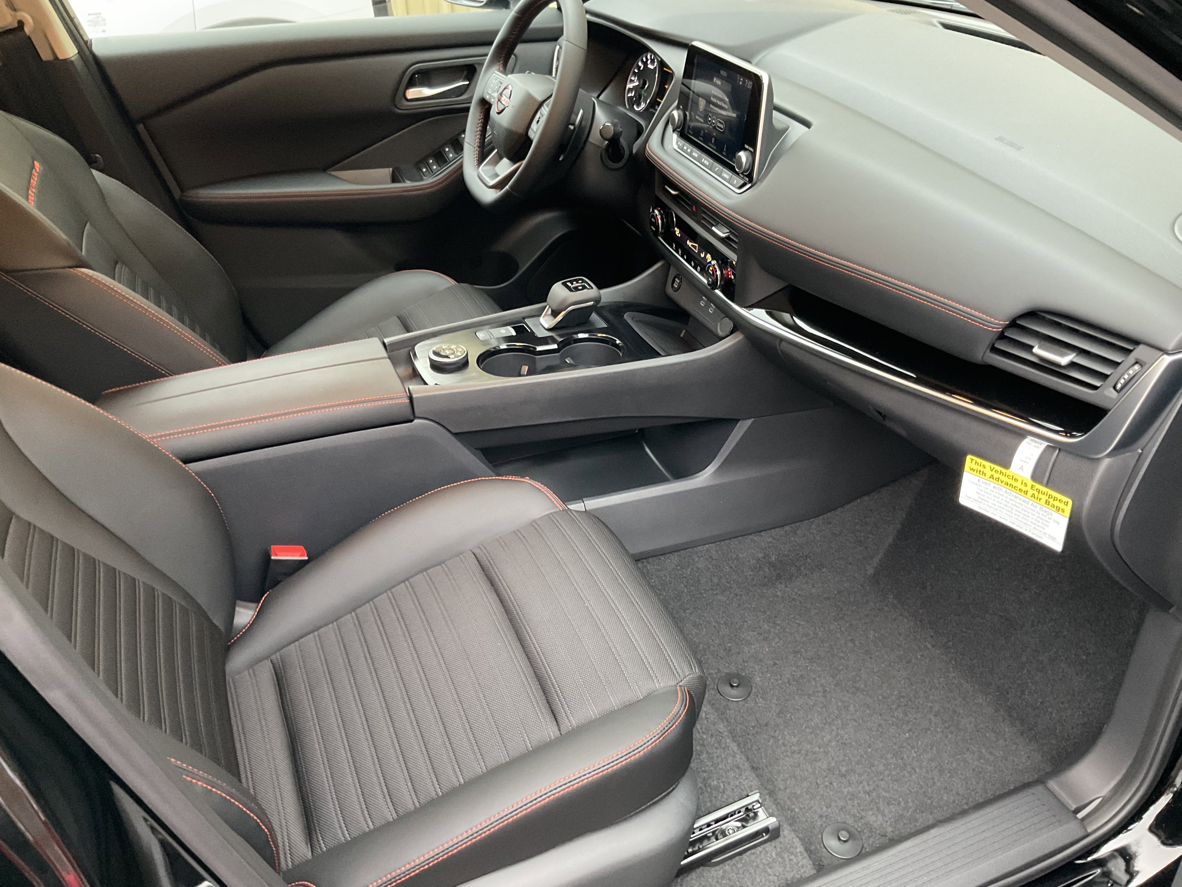 Used 2026 Nissan Rogue SV image 26