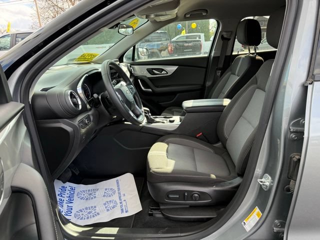 Used 2025 Chevrolet Blazer LT FWD image 15