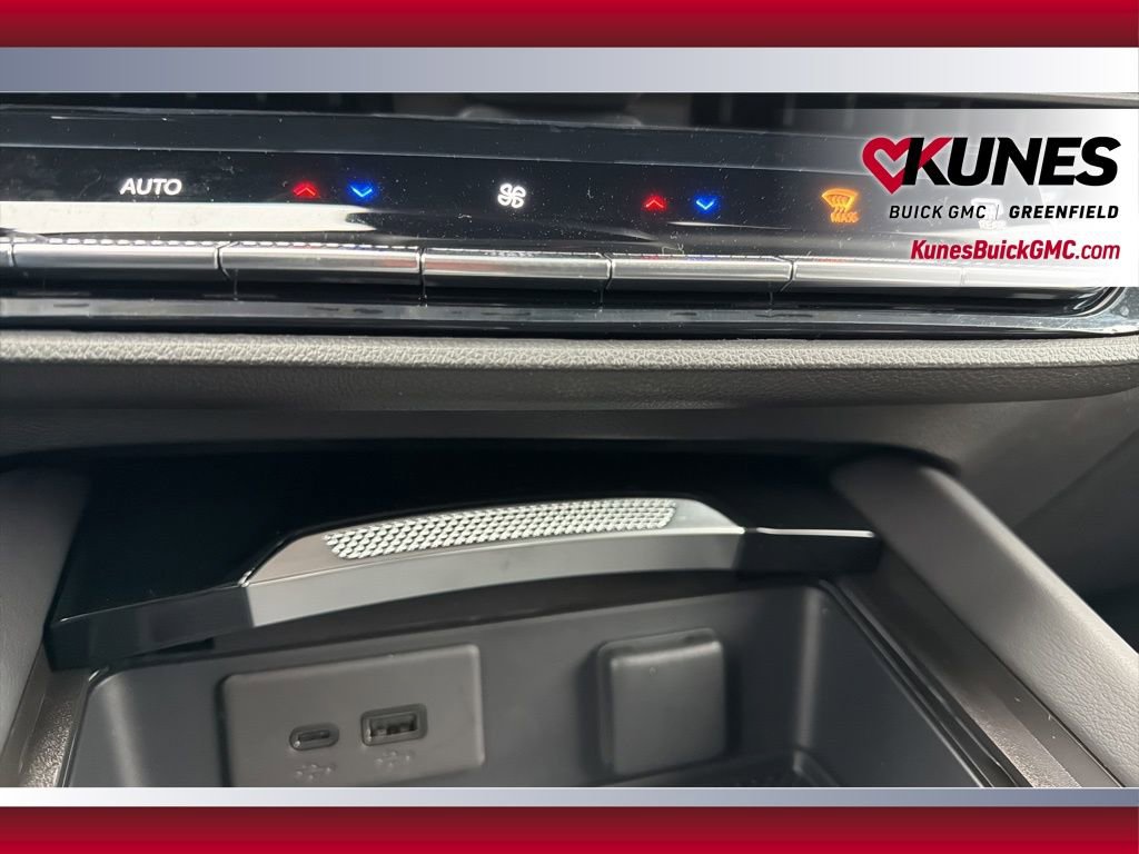 New 2026 Buick Envision Sport Touring image 21