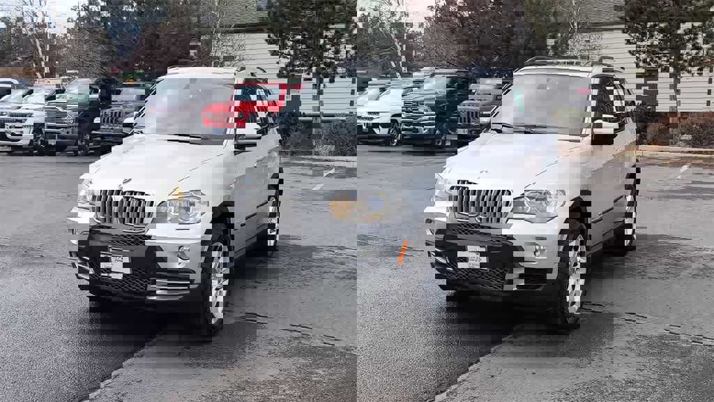 Used 2010 BMW X5 xDrive35d image 4