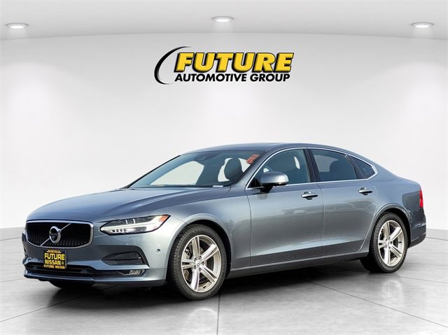 Used 2017 Volvo S90 T5 Momentum w/ Vision Package image 5