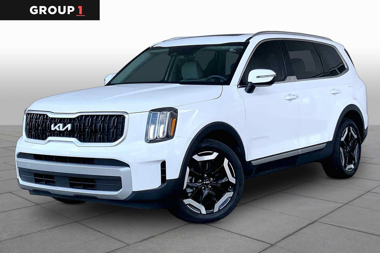 Used 2023 Kia Telluride EX w/ EX Captain's Chair Package