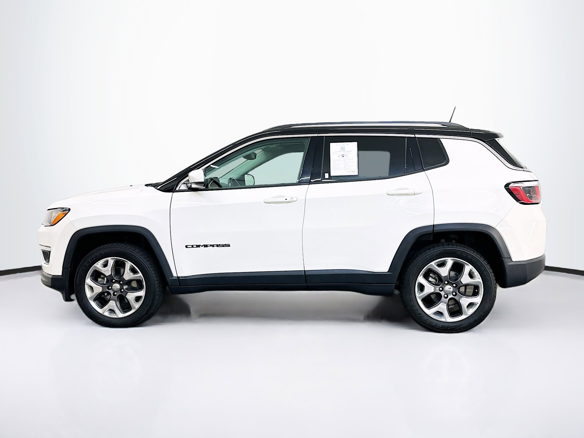 Used 2019 Jeep Compass Limited image 4
