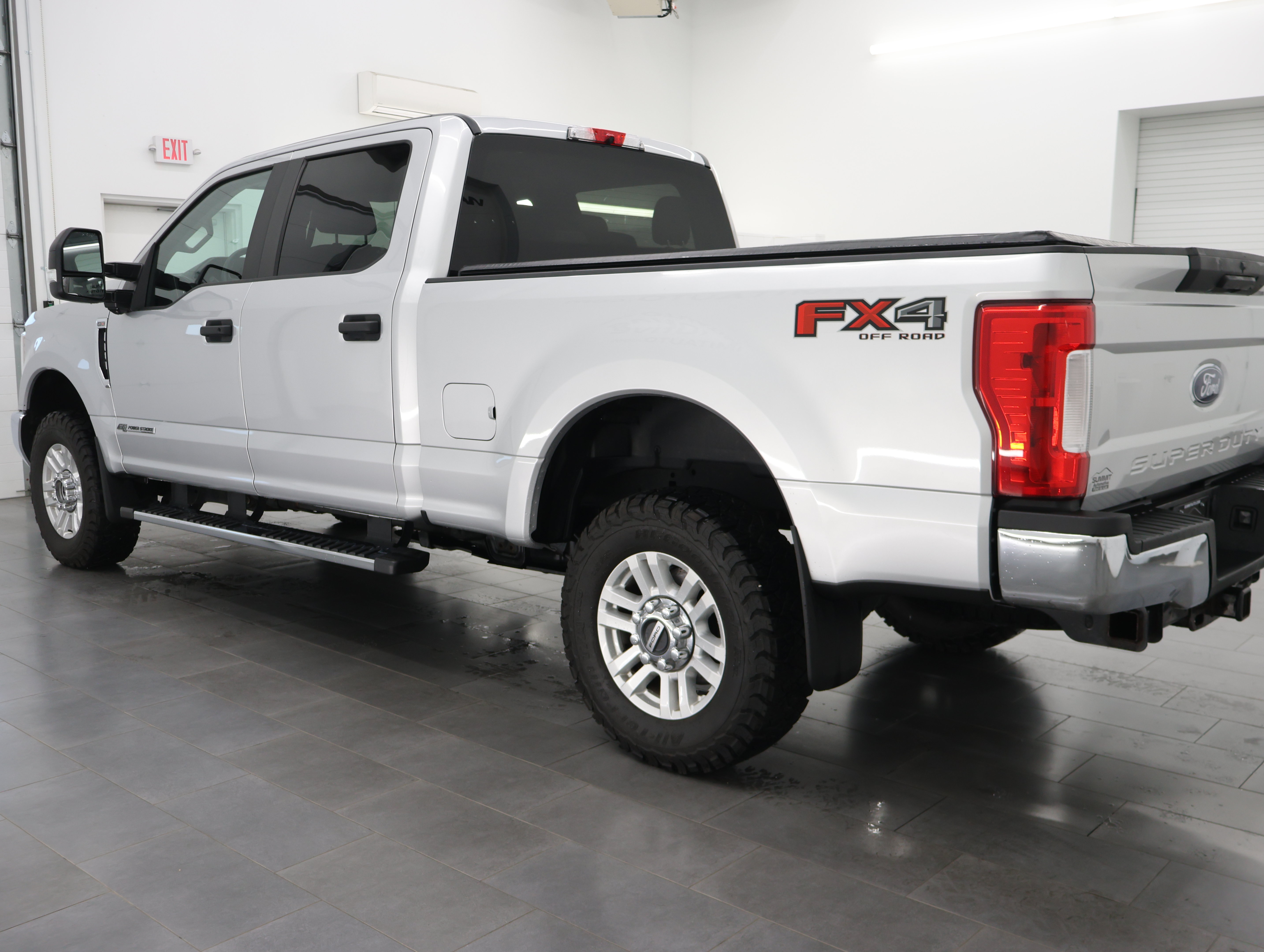 Used 2019 Ford F250 XL w/ STX Appearance Package AWD/4WD image 6