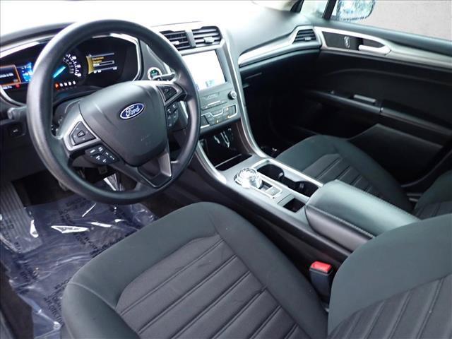 Used 2020 Ford Fusion SE AWD/4WD image 9
