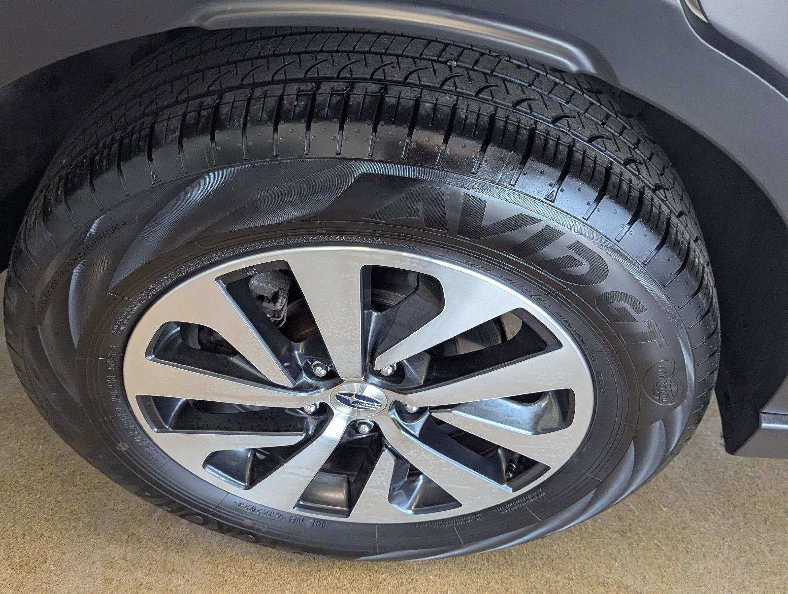 Used 2024 Subaru Outback Premium AWD/4WD image 31