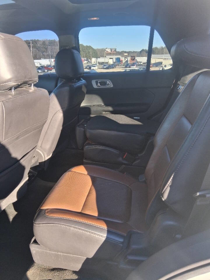 Used 2014 Ford Explorer Limited w/ Equipment Group 301A image 11