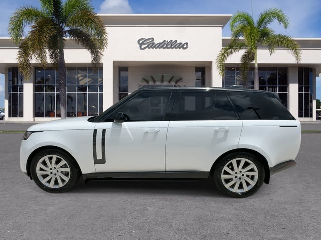Used 2024 Land Rover Range Rover SE AWD/4WD image 8