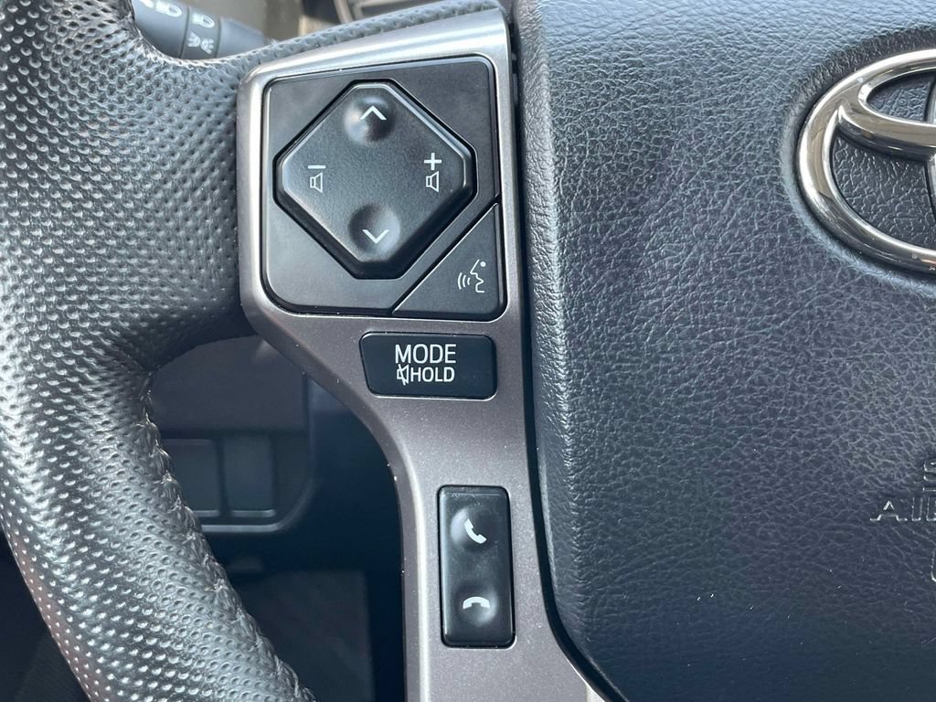 Used 2023 Toyota Tacoma SR5 AWD/4WD image 24