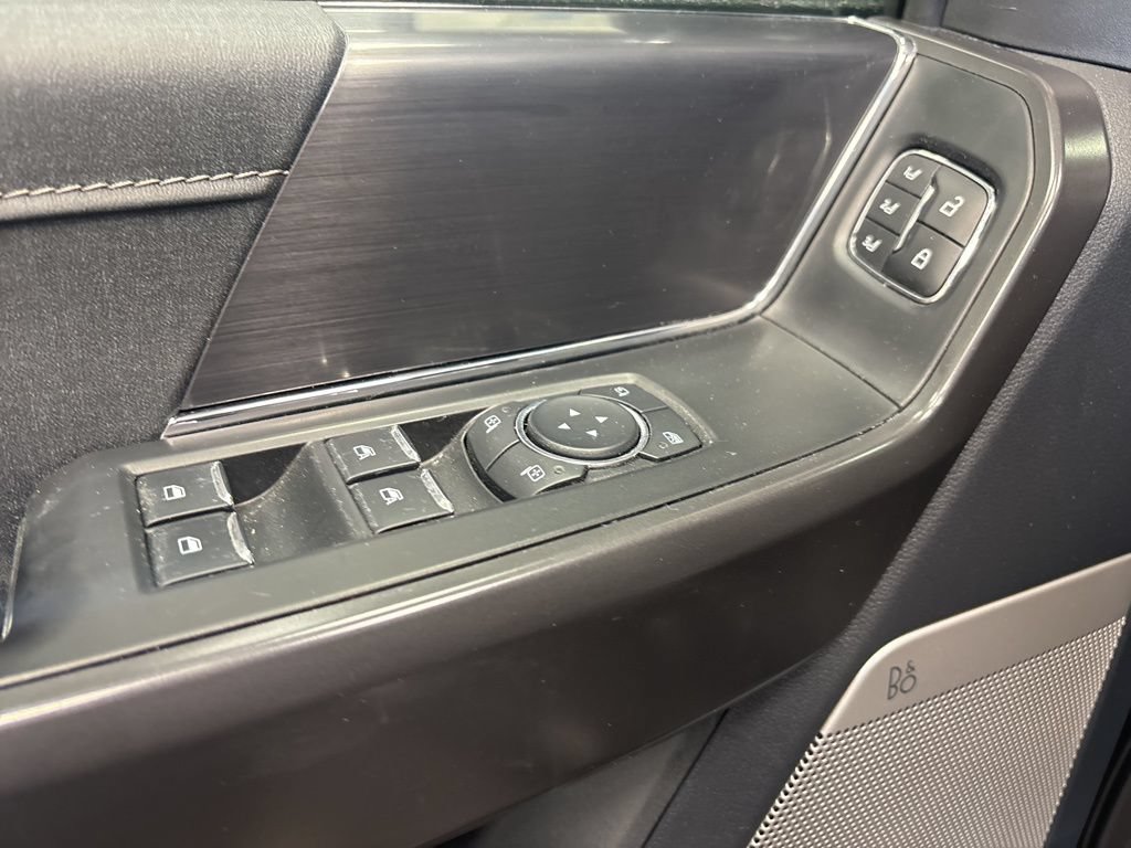 Used 2024 Ford F150 Lariat AWD/4WD image 26