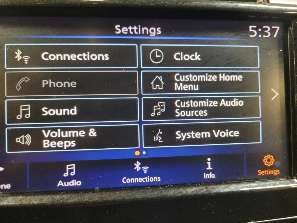Used 2020 Nissan Rogue SV image 25