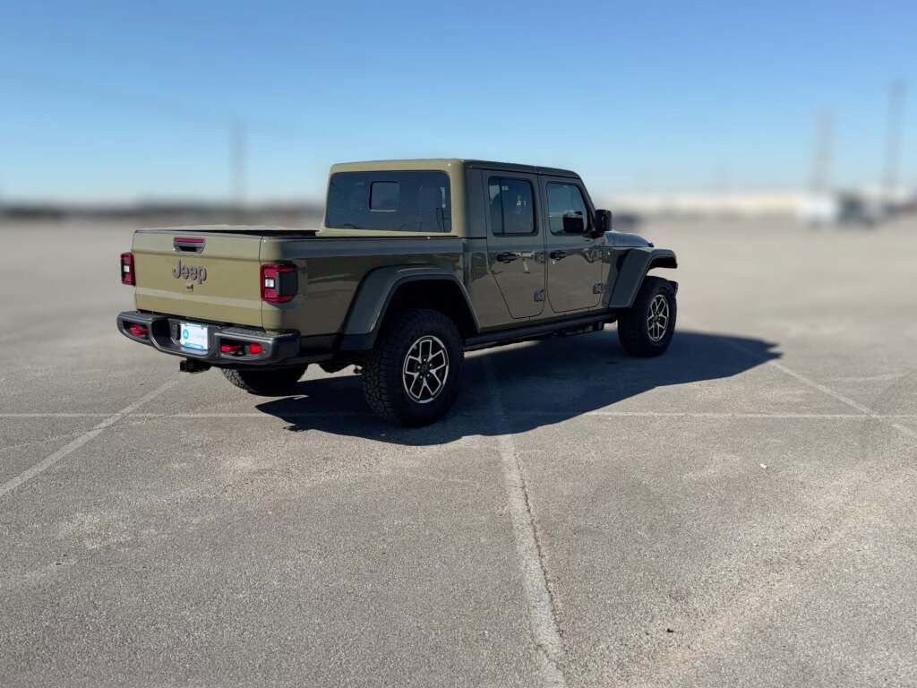 New 2026 Jeep Gladiator Rubicon image 12