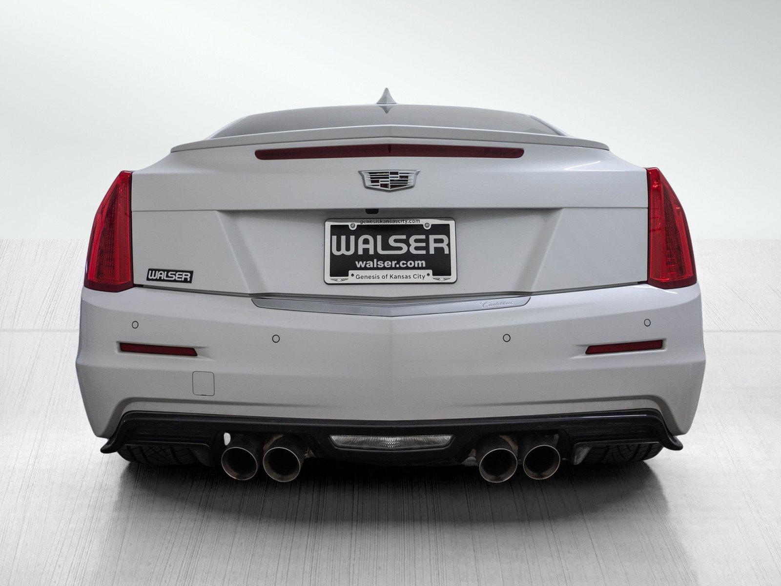 Used 2016 Cadillac ATS V w/ Luxury Package RWD image 4