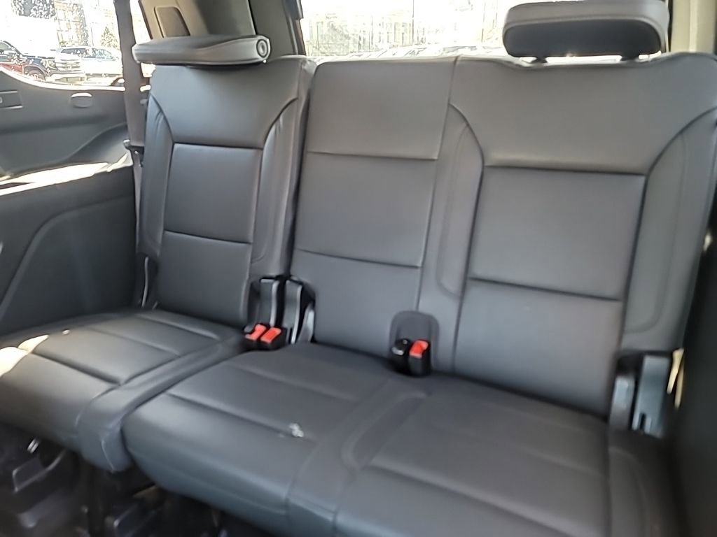 Used 2025 Chevrolet Tahoe Z71 image 14