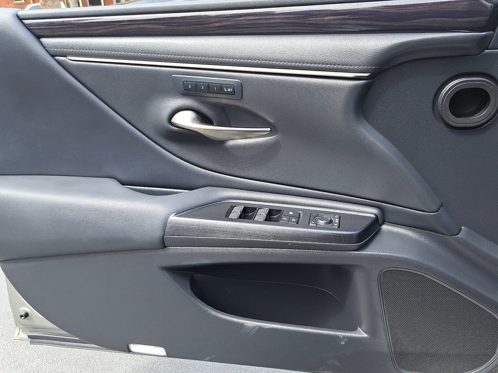 Used 2021 Lexus ES 250 w/ Premium Package AWD/4WD image 28