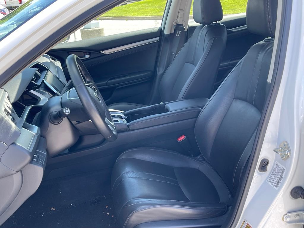 Used 2017 Honda Civic Touring image 9