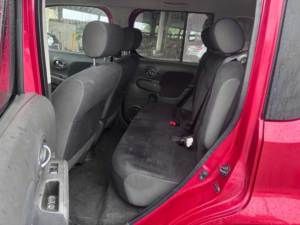 Used 2009 Nissan Cube 1.8 S w/ Interior Designer Pkg FWD image 4