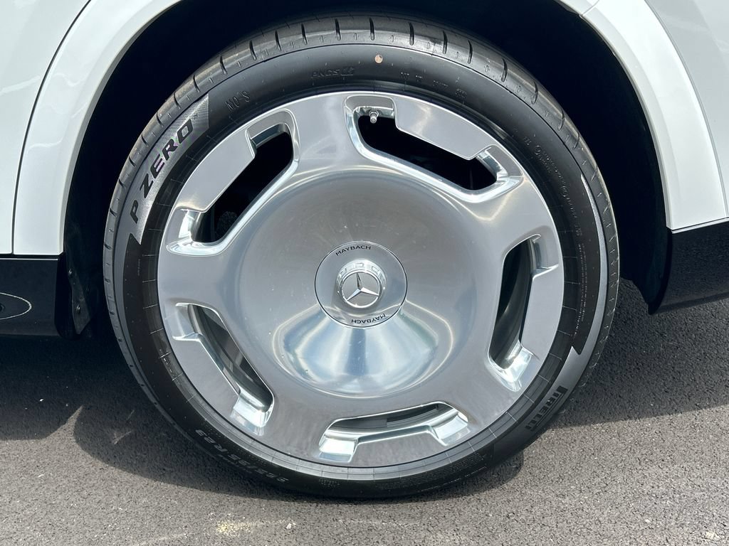 New 2026 Mercedes-Benz Maybach GLS 600 4MATIC image 37