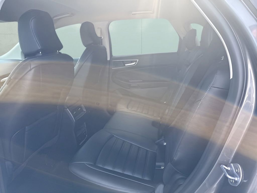Used 2024 Ford Edge SEL w/ Convenience Package image 19