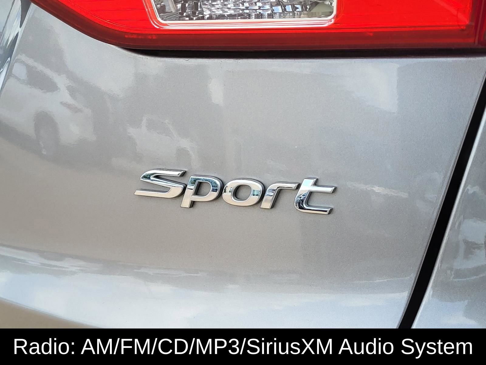 Used 2015 Hyundai Santa Fe Sport w/ Option Group 02 FWD image 5
