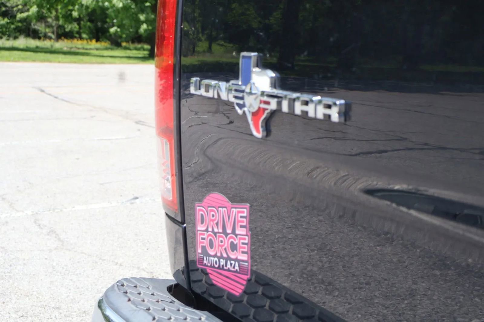Used 2015 RAM 1500 Lone Star RWD image 6