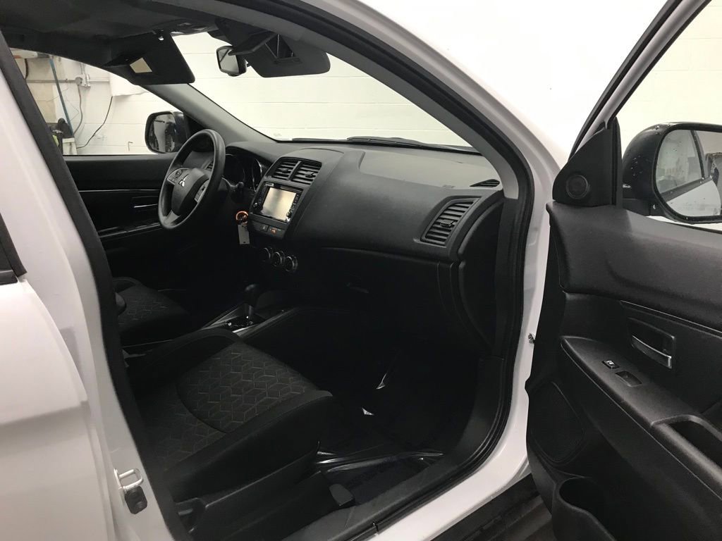 Used 2022 Mitsubishi Outlander Sport ES image 32