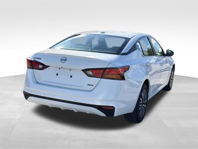 Used 2025 Nissan Altima 2.5 SV AWD/4WD image 5