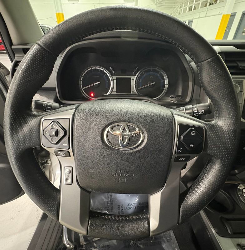 Used 2017 Toyota 4Runner Limited w/ Four Season Floor Mat Package image 12