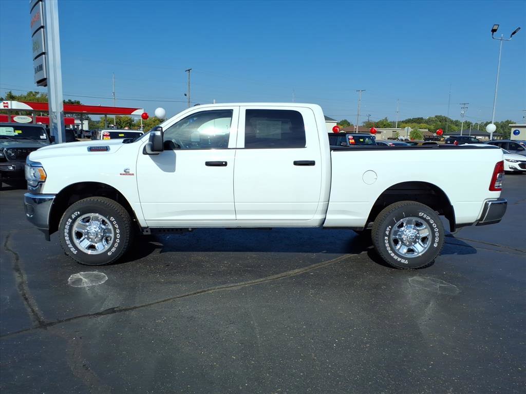 Used 2024 RAM 3500 Tradesman w/ Chrome Appearance Group image 7