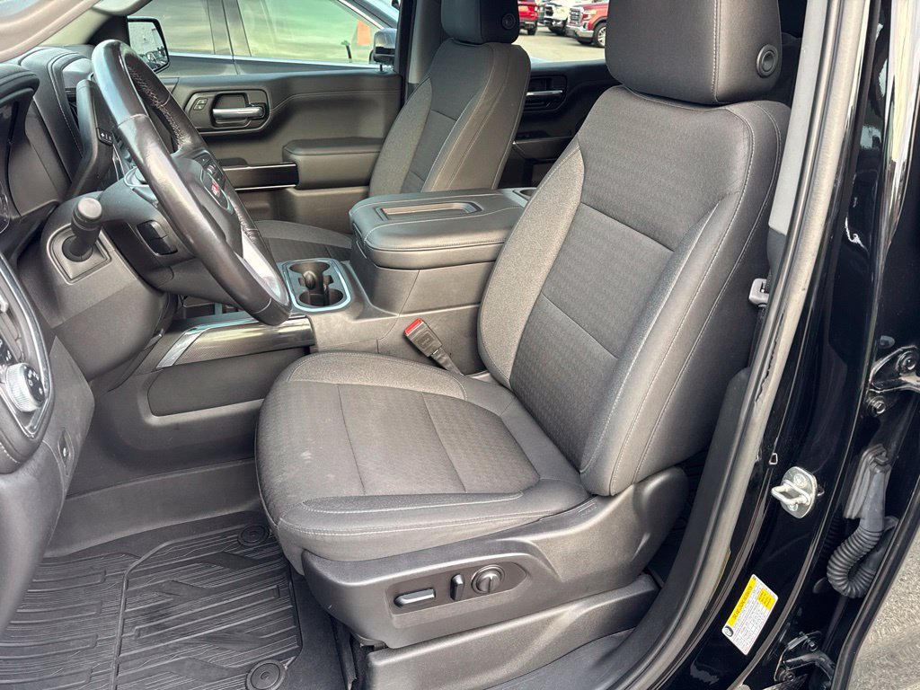 Used 2020 GMC Sierra 1500 Elevation w/ Elevation Value Package AWD/4WD image 8